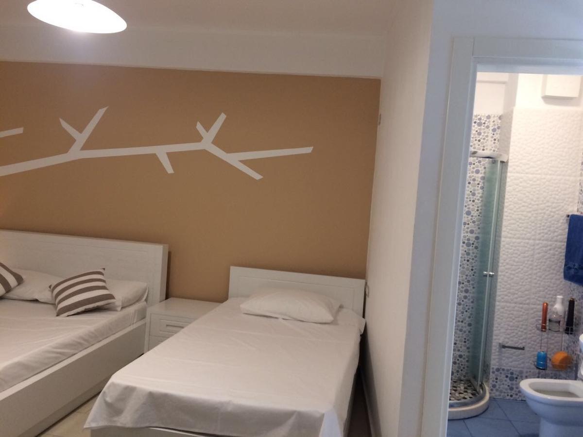 Aldi'S Guest House Vlorë 외부 사진